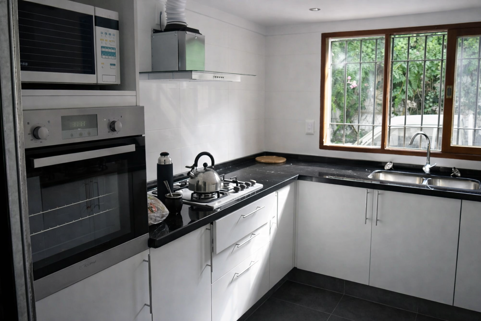 Cocina reformada por Dr. House